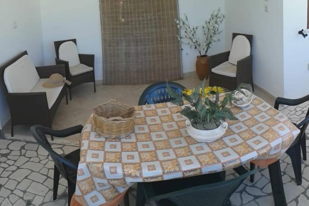 Casa Vacanze La Casa Di Katia Castro  المظهر الخارجي الصورة